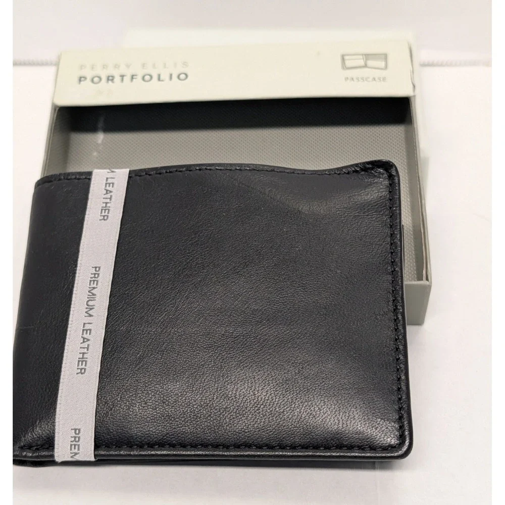 Perry Ellis Portfolio Passcase Leather Bifold Wallet Black Macy's NWT